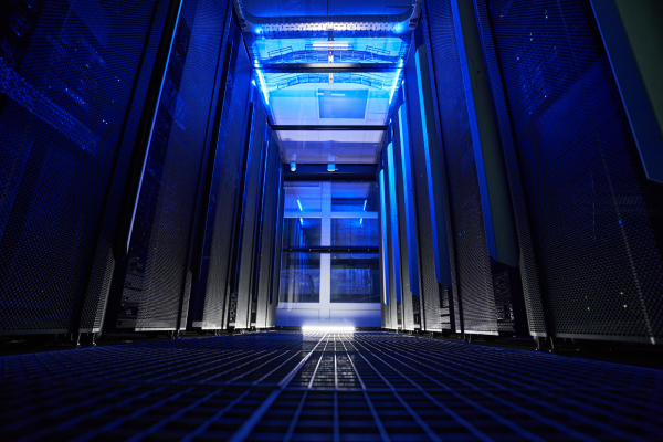 Cómo funcionan los superordenadores en la computación