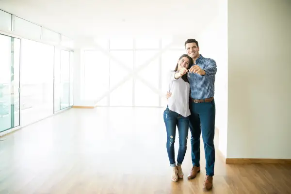 ¿Es mejor comprar vivienda nueva o usada en Colombia?