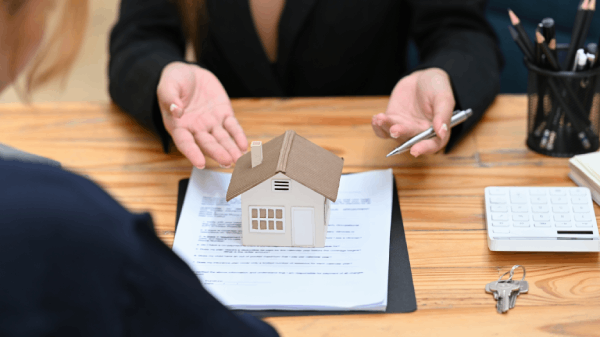 Beneficios de invertir en bienes raíces