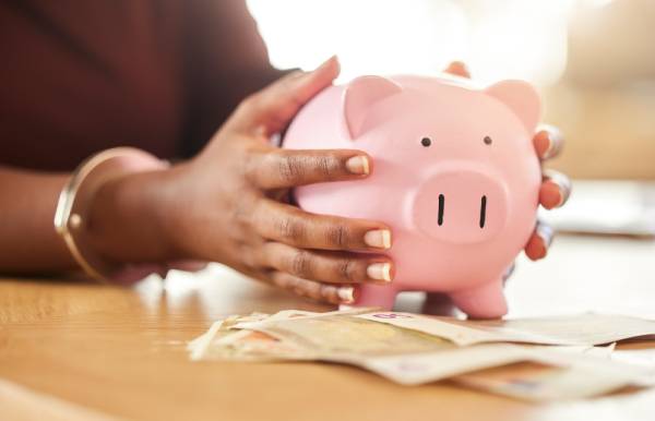 Establece metas de ahorro familiar y asegura tu bienestar financiero