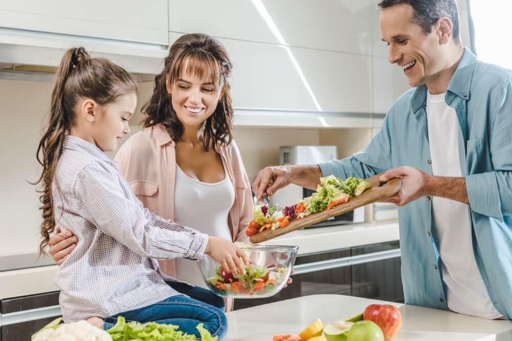 Superfoods 2025: tendencias y cómo incluirlos en tu dieta familiar