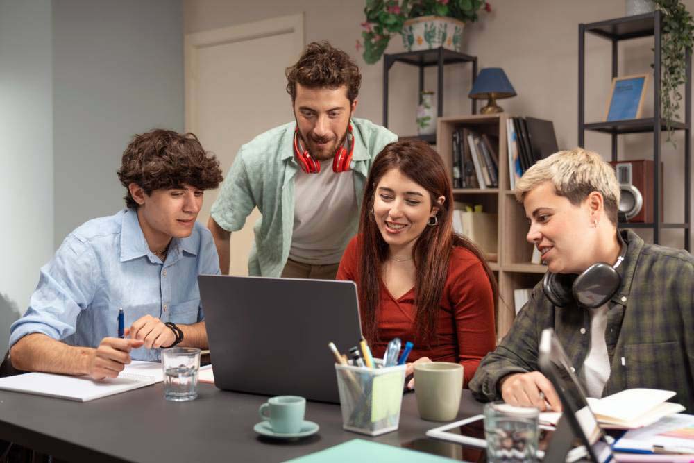 Así es como los humanos seguiremos ganando en la era de los algoritmos