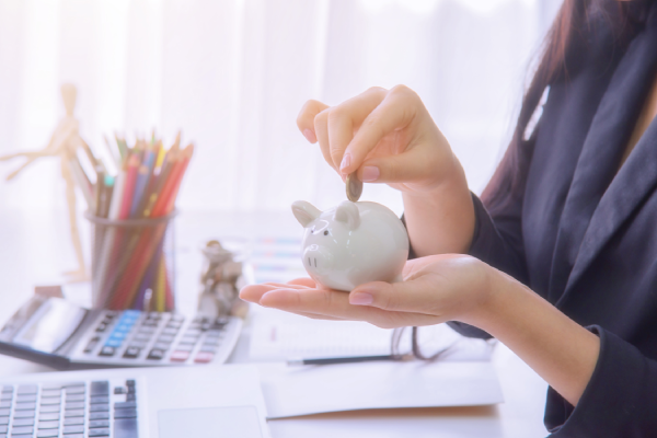 Estrategias para ahorrar dinero día a día