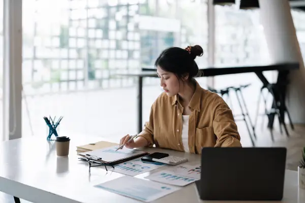 ¿Qué es la tasa de interés en créditos financieros?
