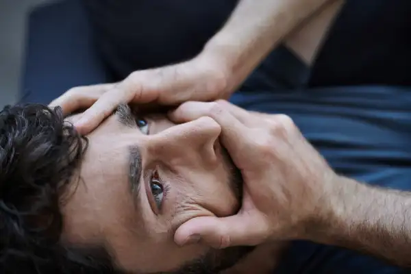 ¿Qué es una crisis existencial y cómo afrontarla con bienestar emocional?