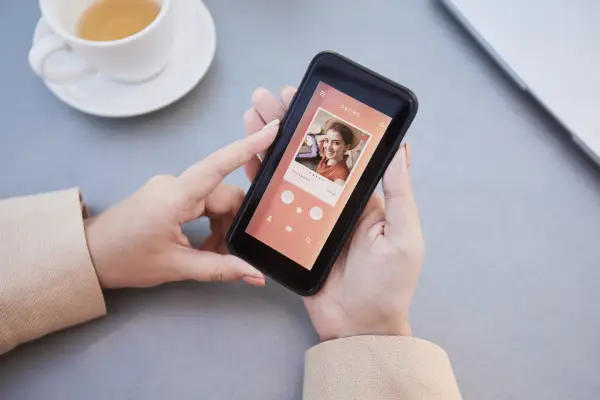 Descubre cómo funcionan las apps de citas