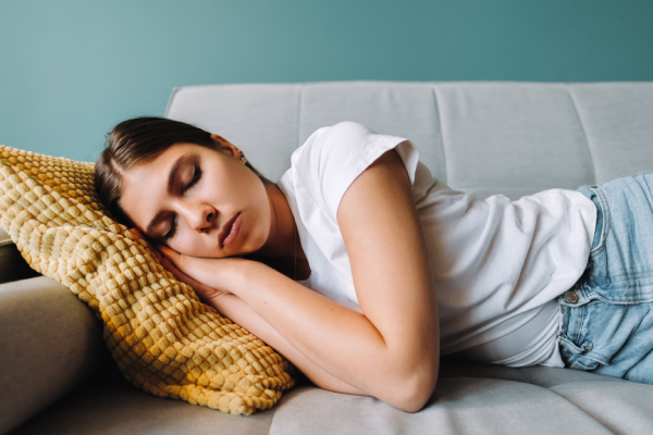 Conoce los múltiples beneficios de tomar siesta