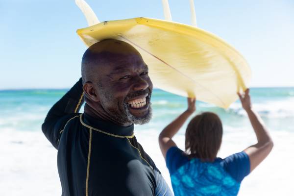 Turismo de Deporte Acuático: Surf en Hawái y Australia