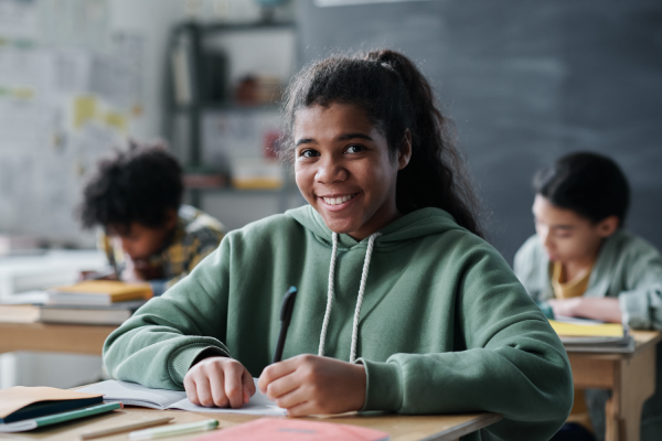 Equidad de Género y Educación: Preparando a las Futuras Líderes del Mañana