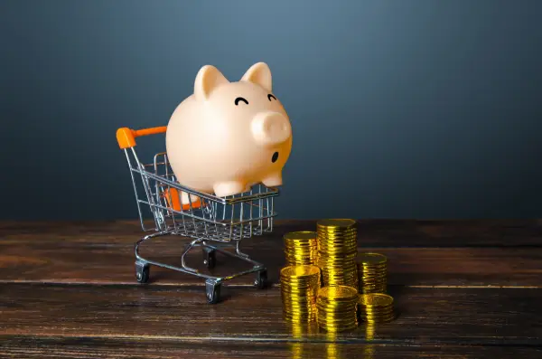 El efecto latte: ¿Realmente pequeños gastos dañan tus finanzas o es un mito?
