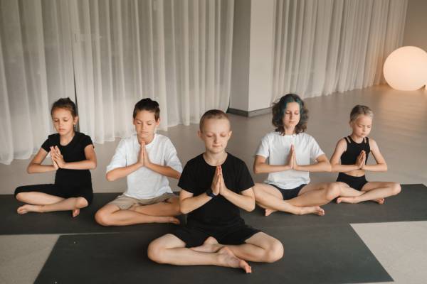Yoga para niños pequeños: la actividad ideal para su bienestar