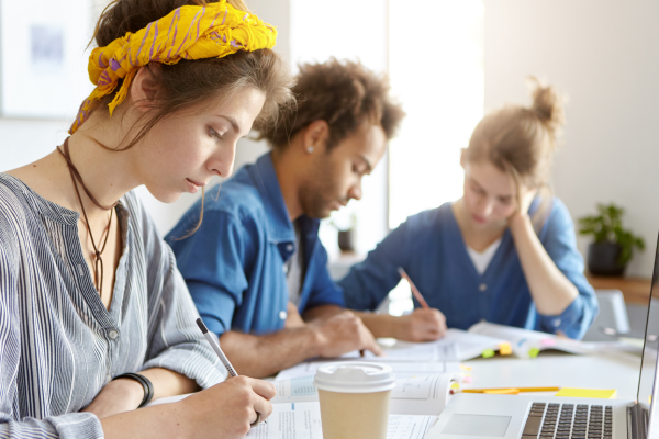 Técnicas de estudio efectivas: neurociencia y apoyo de Coomeva