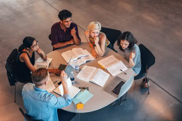 Tips para estudiar en grupo: claves para el aprendizaje colaborativo efectivo