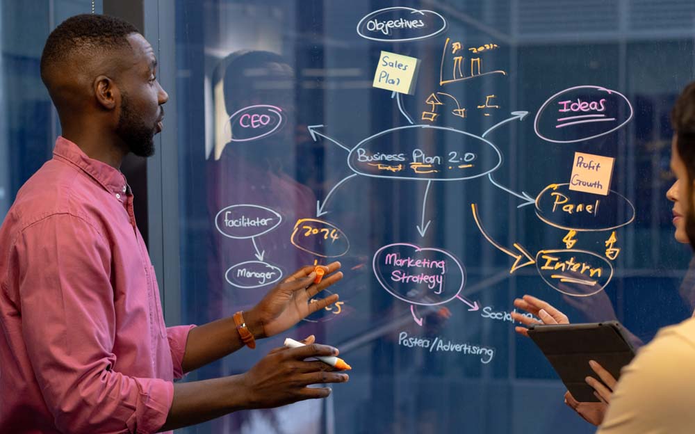 Emprender en comunidad: el poder de las redes de apoyo para tu negocio