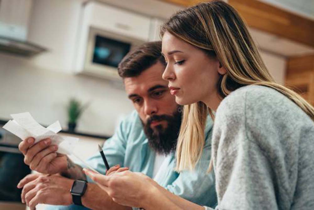 Cómo identificar y reducir gastos fantasmas