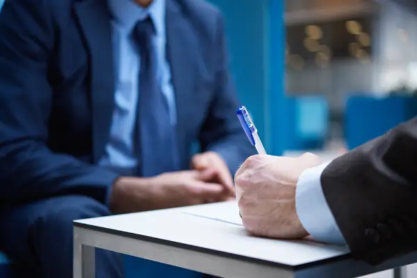 Contratos laborales: el pilar legal y estratégico de los nuevos negocios