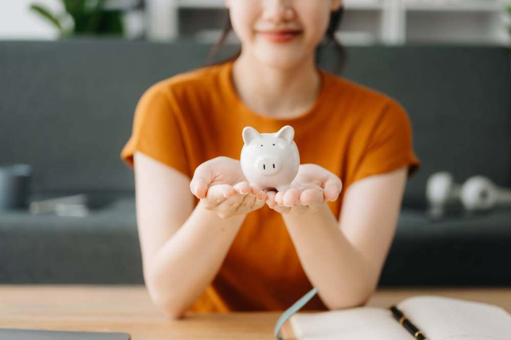 Hábitos sencillos para fortalecer tu bienestar financiero