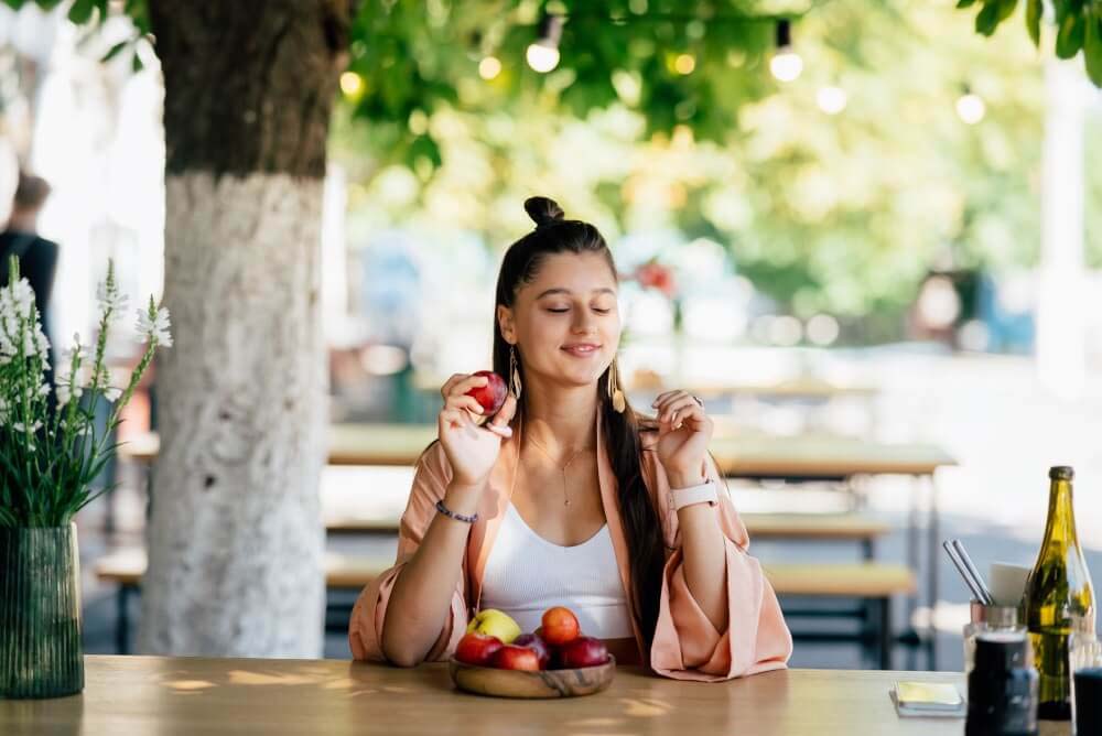 Alimentación consciente: cómo la gastronomía puede mejorar tu bienestar