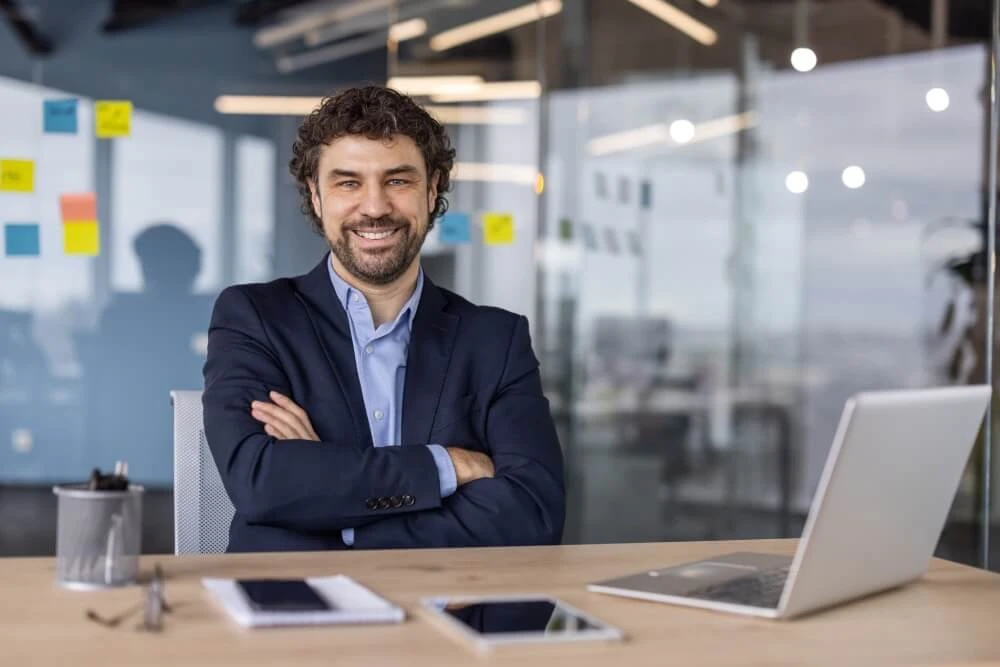 Emprender también es liderar y gestionar personas: retos y claves para lograrlo