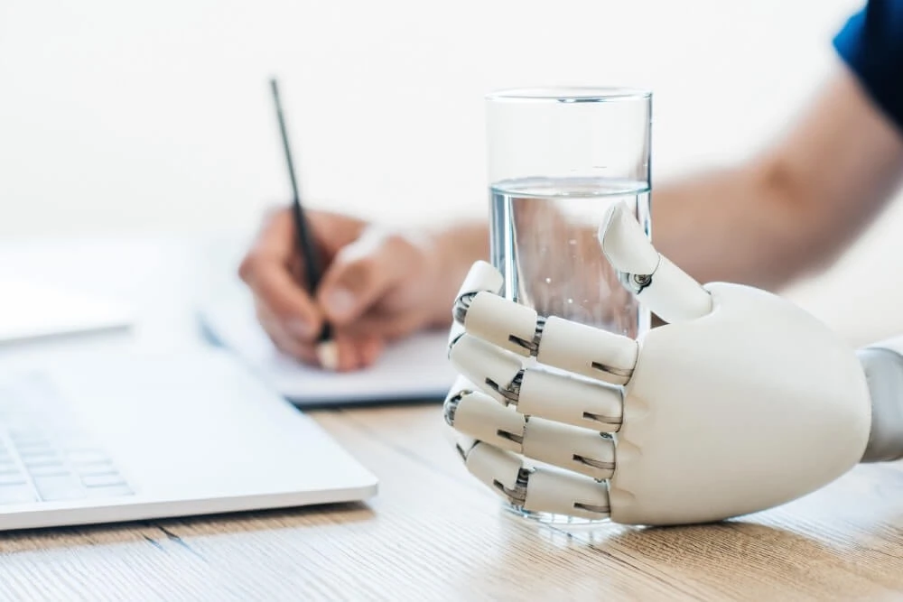 La nueva ola del ahorro: Inteligencia Artificial como coach financiero personal