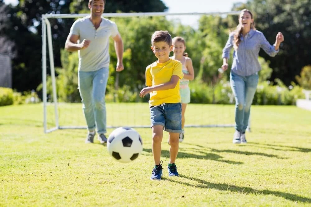 Deportes para Practicar en Familia: Bienestar y Diversión para Todos