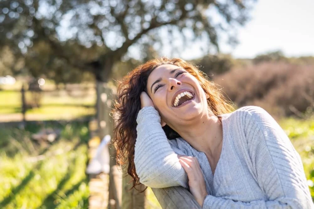 La risa como medicina natural: cómo reír más transforma tu salud física y emocional