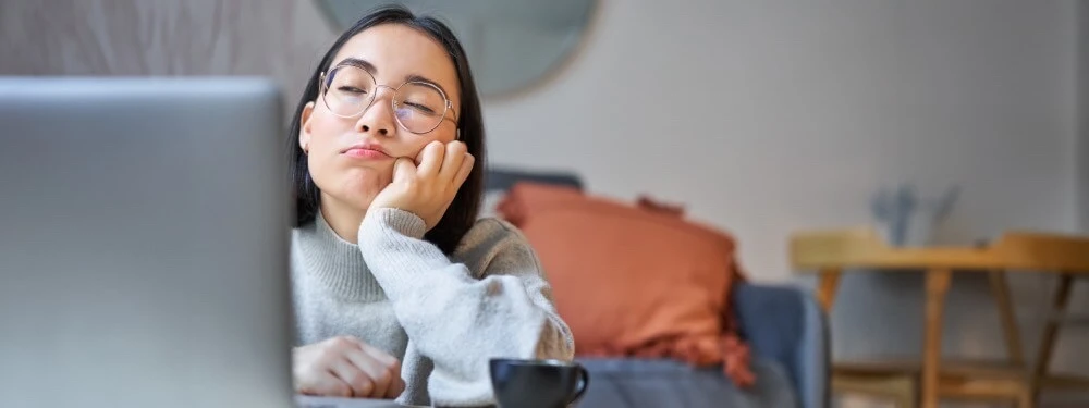 El cansancio que no se quita durmiendo: señales de agotamiento emocional y cómo enfrentarlo